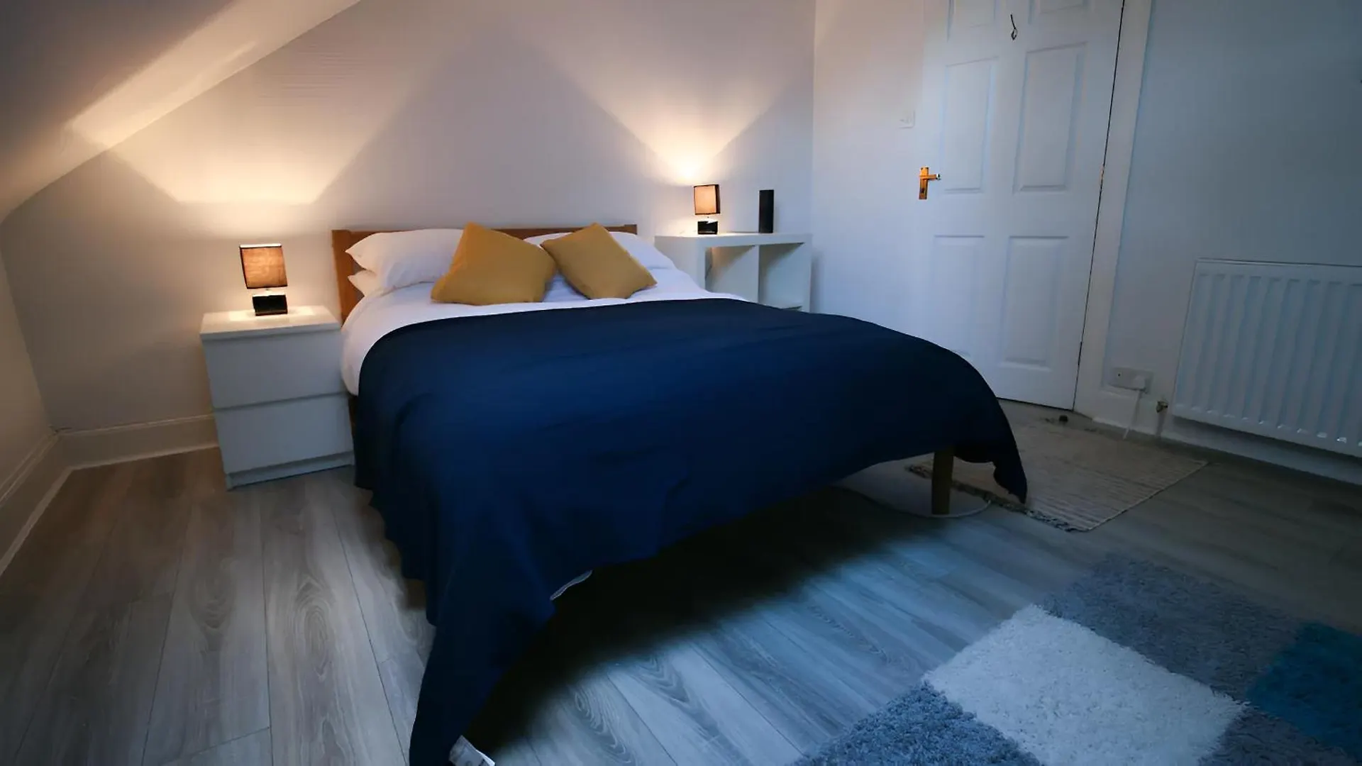 Spacious Victorian Townhouse In Popular Location Belfast 0*,  United Kingdom