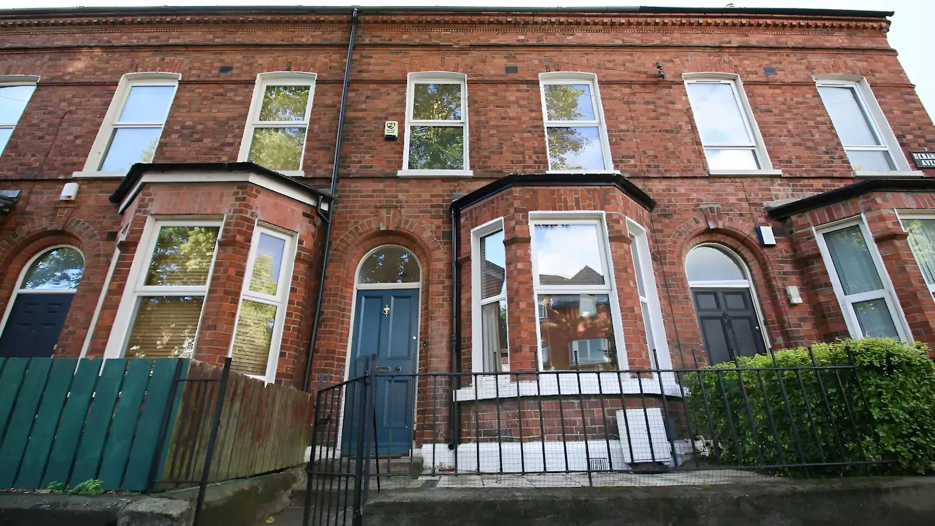 Holiday home Spacious Victorian Townhouse In Popular Location Belfast United Kingdom